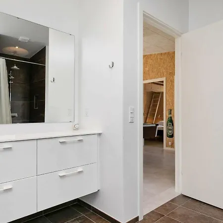 12 Person In V Ggerl Se Bøtø By