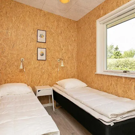 12 Person In V Ggerl Se Hébergement de vacances Bøtø By